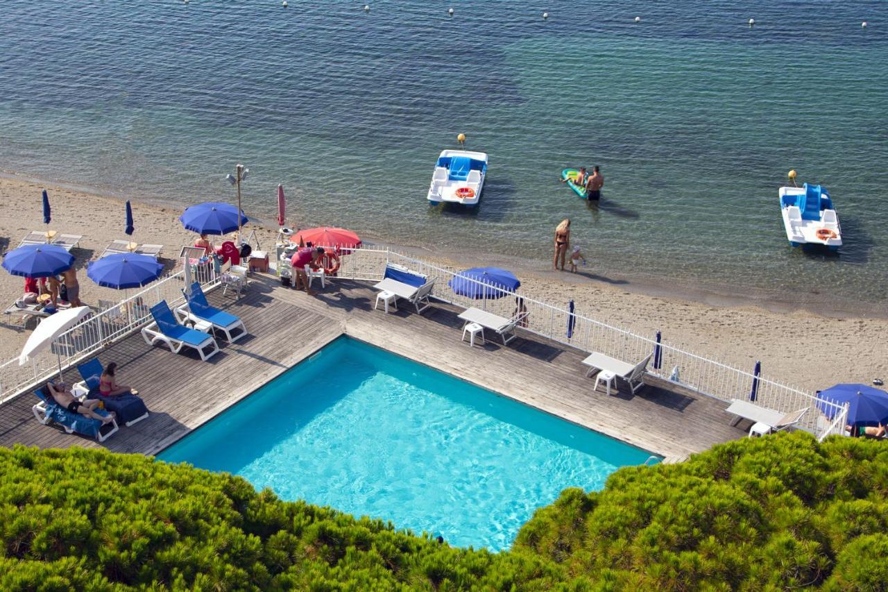 Hotel Mayola San Bartolomeo Al Mare Exterior photo