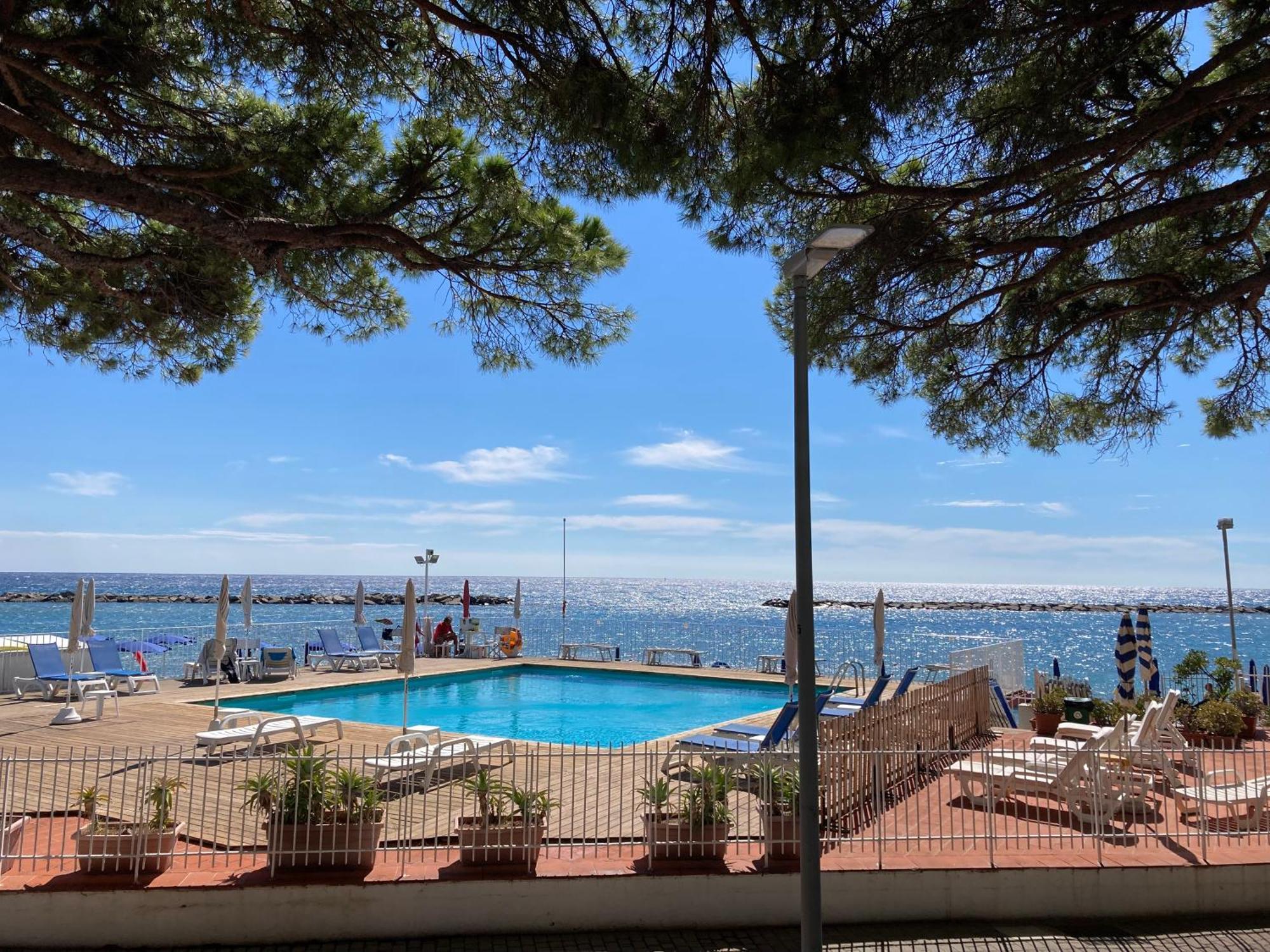 Hotel Mayola San Bartolomeo Al Mare Exterior photo